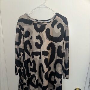 Nuggles blouse & skirt set- 46 bust size